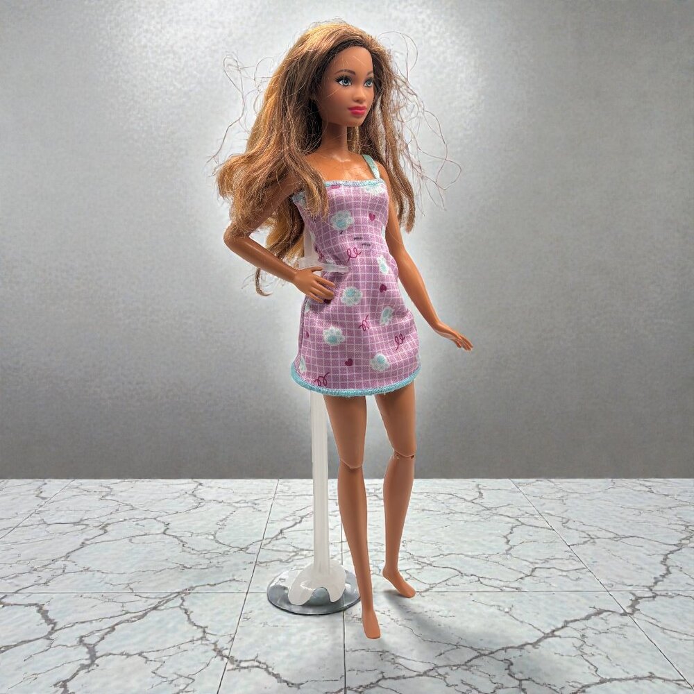 Mattel Barbie Doll Kitty Condo HHB70 2015 Brunette w/ Highlights (SKU: 553TO)